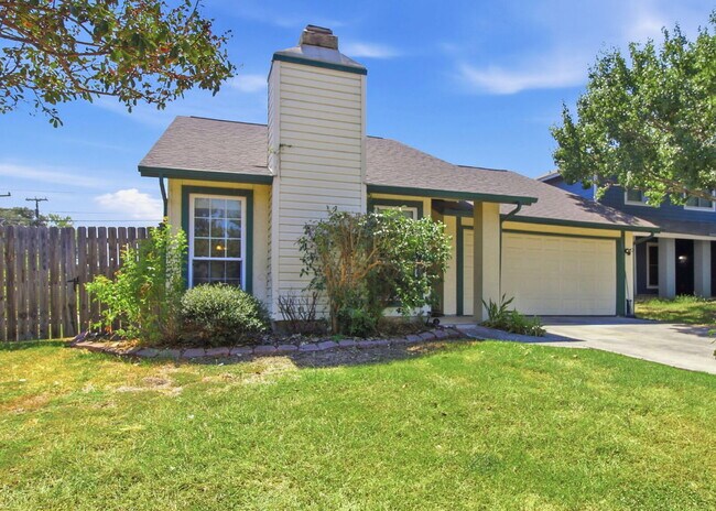 property at 13422 Pebble Cir