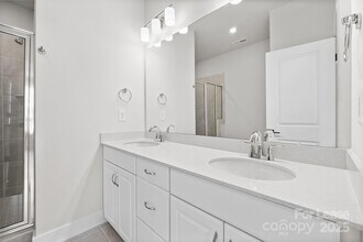 3007 Jolene Ct in Charlotte, NC - Building Photo - Building Photo