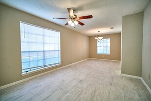 2314 Pebbledowne Cir in Sugar Land, TX - Building Photo