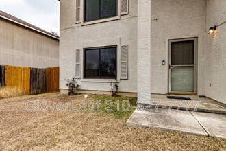 9227 Bowen Dr in San Antonio, TX - Building Photo - Building Photo