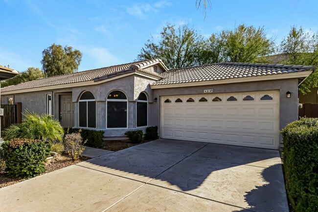 property at 2143 E Danbury Rd
