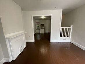 5631 Heiskell St in Philadelphia, PA - Building Photo - Building Photo