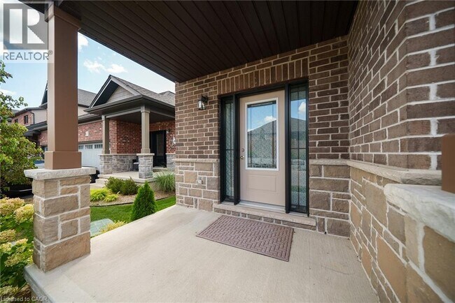 14 Tamarack Way in Simcoe, ON - Building Photo - Building Photo