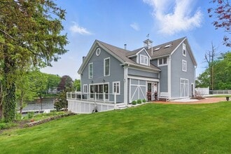 1 Deer Island St in Amesbury, MA - Building Photo - Building Photo