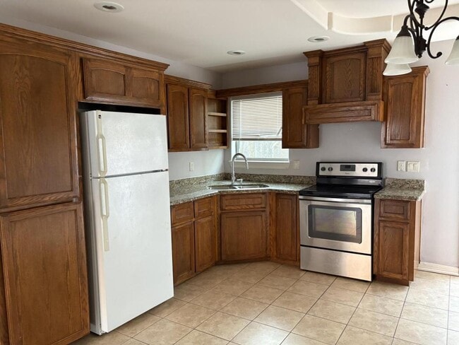 1416 Leann Rimes Rd in Edinburg, TX - Building Photo - Building Photo