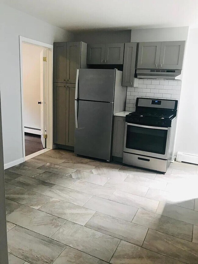 970 Broadway in Bayonne, NJ - Building Photo - Building Photo