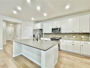 1821 Cantonata Dr in Leander, TX - Building Photo - Building Photo
