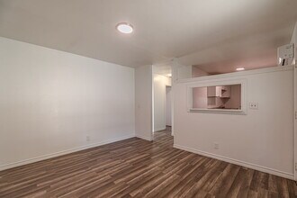 6142 Lawn Valley Dr in San Antonio, TX - Building Photo - Building Photo