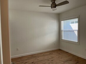 4033 Miller Way in Sacramento, CA - Building Photo - Building Photo