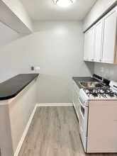 1940 Mark Ave in Elgin, IL - Building Photo - Building Photo