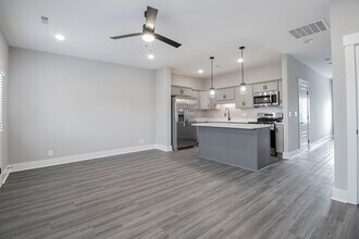 403 Jonathan Wade Cir in Clarksville, TN - Building Photo - Building Photo