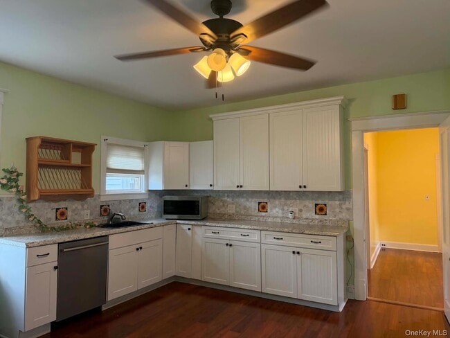 property at 12 Parry Ave