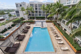 3470 E Coast Ave, Unit H1008 in Miami, FL - Foto de edificio - Building Photo