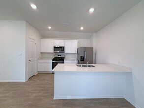 202 Constanza Trl in Bastrop, TX - Building Photo - Building Photo