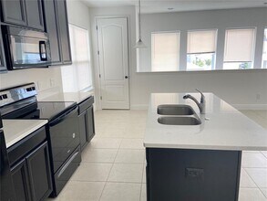 8502 Nemours Pkwy in Orlando, FL - Building Photo - Building Photo