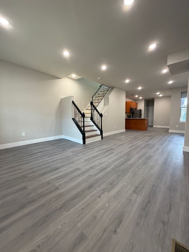 5216 W Columbia Ave in Philadelphia, PA - Building Photo - Building Photo