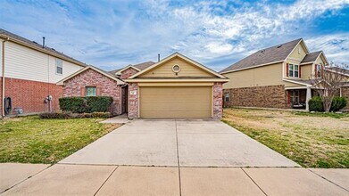 621 Saddleway Dr in Fort Worth, TX - Building Photo - Building Photo
