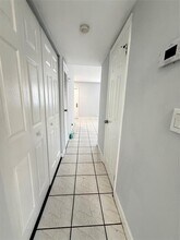 5711 Blueberry Ct in Lauderhill, FL - Building Photo - Building Photo