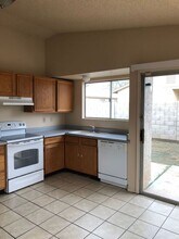 9514 W Garfield St in Tolleson, AZ - Building Photo - Building Photo