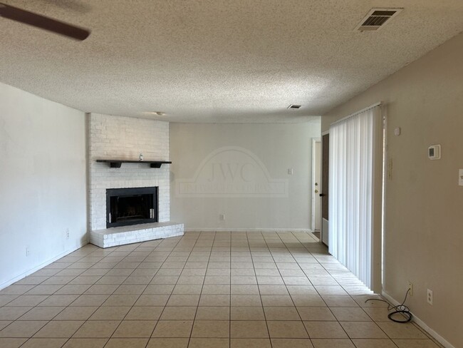2110 Hinkle Ave in Killeen, TX - Building Photo - Building Photo