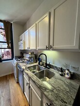 208 W Washington St in Chicago, IL - Building Photo - Building Photo