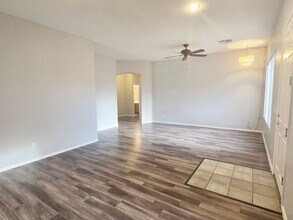 2038 W Olive Way in Chandler, AZ - Building Photo - Building Photo
