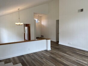 2 Sarracenia in Rancho Santa Margarita, CA - Building Photo - Building Photo