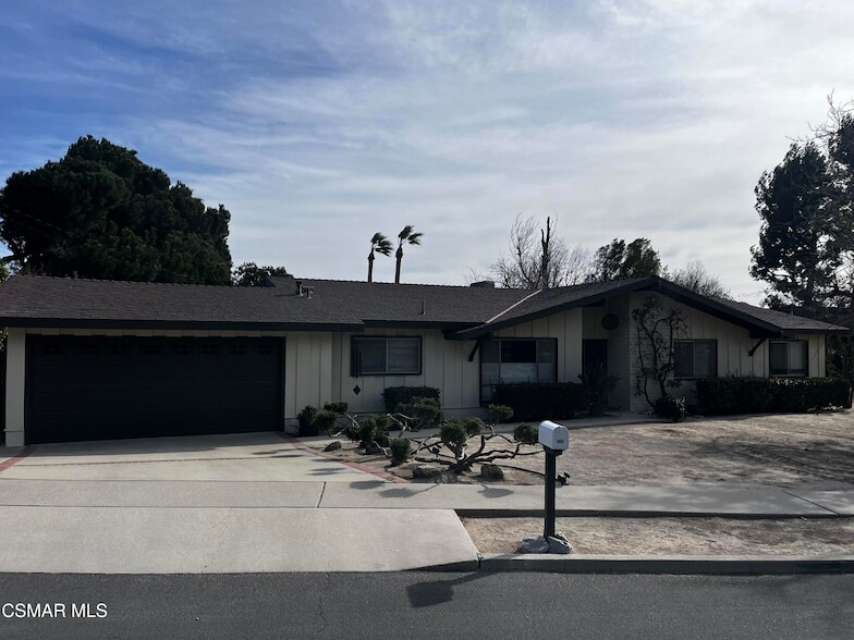 2623 Avenida Simi, Unit #9 in Simi Valley, CA - Building Photo