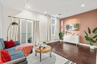 826 N Broad St in Philadelphia, PA - Building Photo