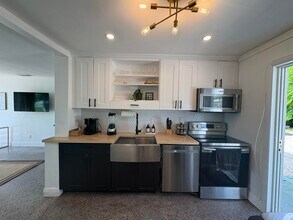 2711 NE 11th Terrace in Pompano Beach, FL - Building Photo - Building Photo