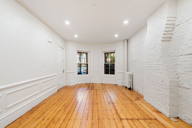 property at 24 Braddock Park