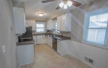 912-11 1/2 11 1/2 St SW in Rochester, MN - Building Photo - Building Photo