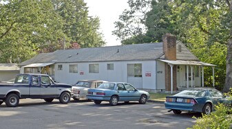 4713 127th St SW in Lakewood, WA - Building Photo