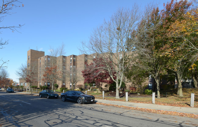 King Village Apartments in New Bedford, MA - Building Photo - Building Photo