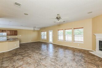 108 Centennial Pl in Crowley, TX - Building Photo - Building Photo