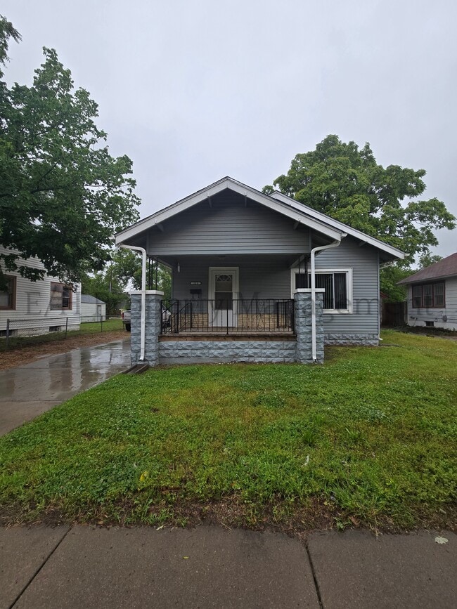 property at 123 N Meridian Ave