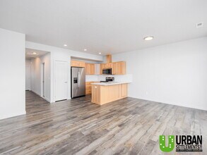 224 S Woodlawn Rd in Spokane, WA - Building Photo - Building Photo