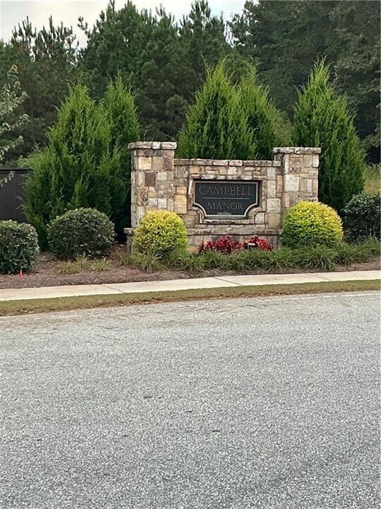 1045 Campbell Pne Trl in Lawrenceville, GA - Building Photo