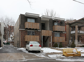 3704 Wyandotte St in Kansas City, MO - Building Photo