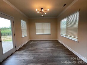 19108 Yellow Birch Dr in Charlotte, NC - Building Photo - Building Photo