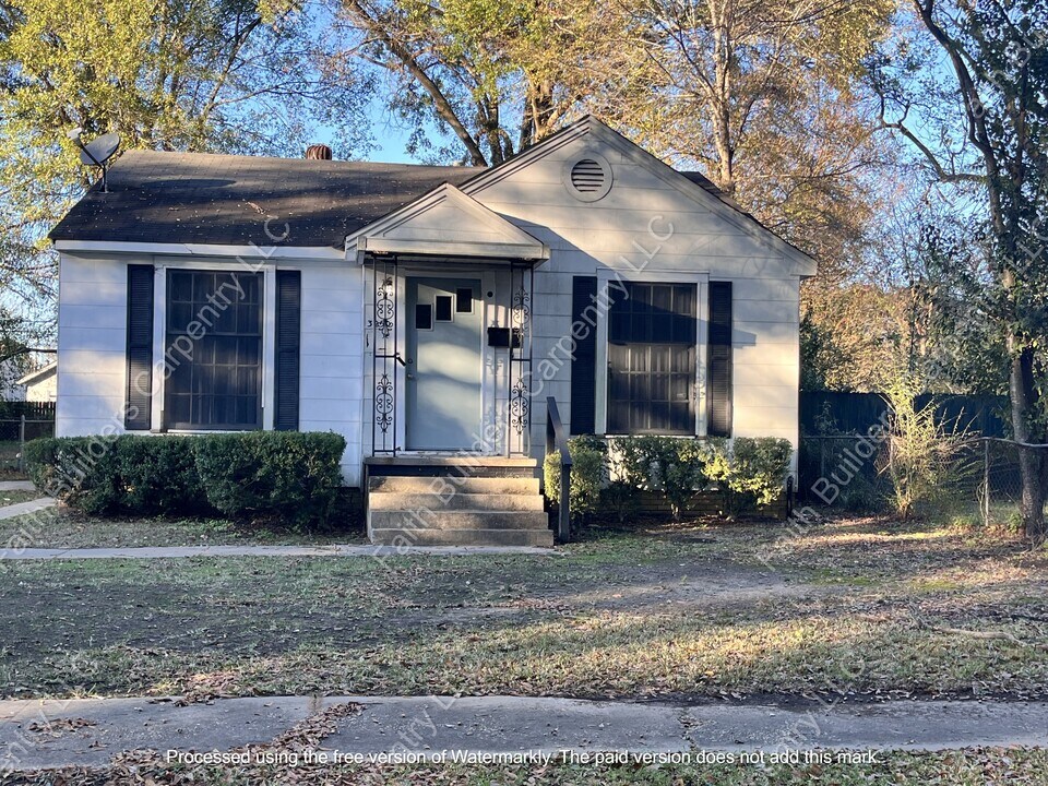 3250 Wagner St in Shreveport, LA - Building Photo