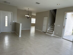 7302 Burgess Dr in Greenacres, FL - Building Photo - Building Photo
