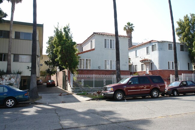 339 S Mariposa Ave in Los Angeles, CA - Building Photo - Building Photo