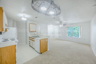 974 Leeward Pl in Altamonte Springs, FL - Building Photo - Building Photo