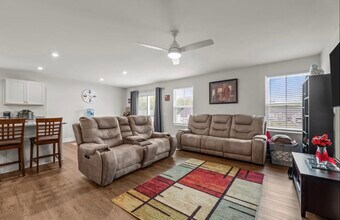 107 Martha Washington Pkwy in Williamsburg, VA - Building Photo - Building Photo