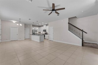 569 Bethesda Ct in Oviedo, FL - Building Photo - Building Photo