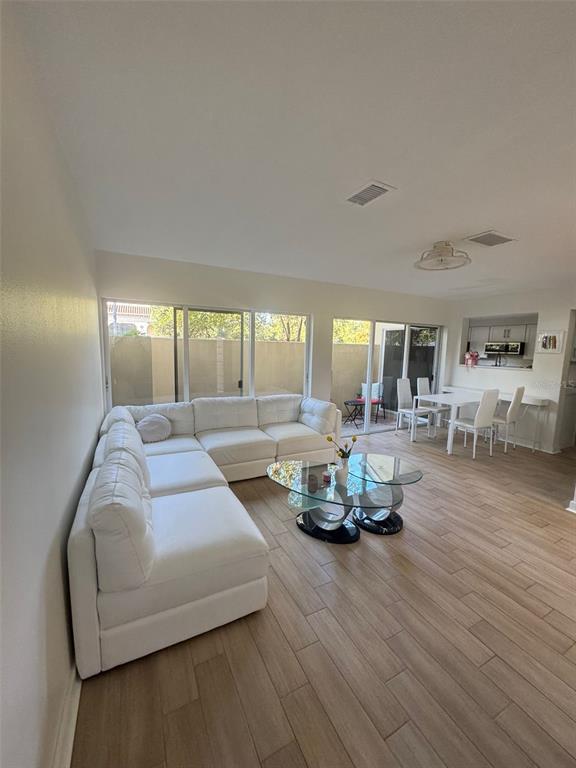 822 Padua Ln in Clearwater, FL - Building Photo - Building Photo