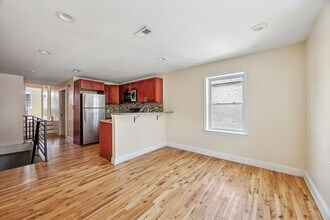 861 N 20th St, Unit 3 in Philadelphia, PA - Building Photo - Building Photo