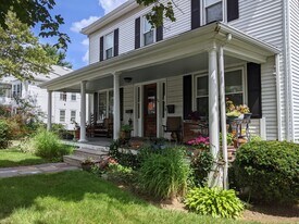 184 White St, Unit 2 in Belmont, MA - Building Photo