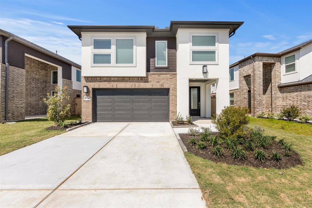 22130 Paula Bluff Ln in Cypress, TX - Building Photo